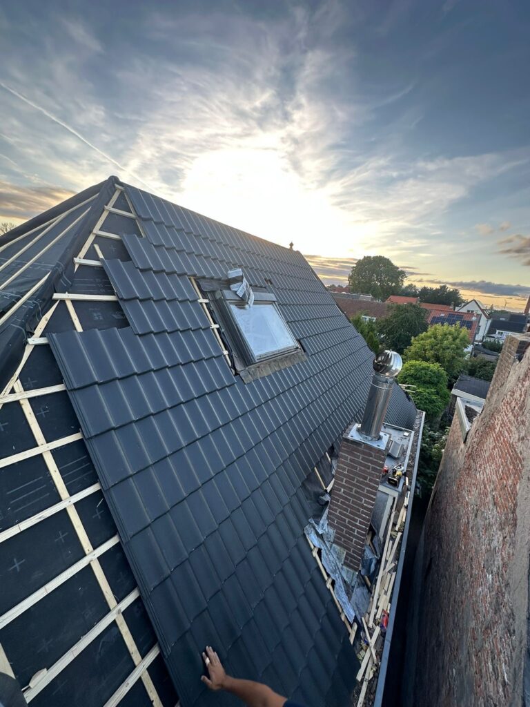 Pannendak renovatie.